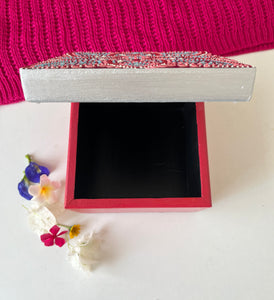 Red-Pink Lotus square box